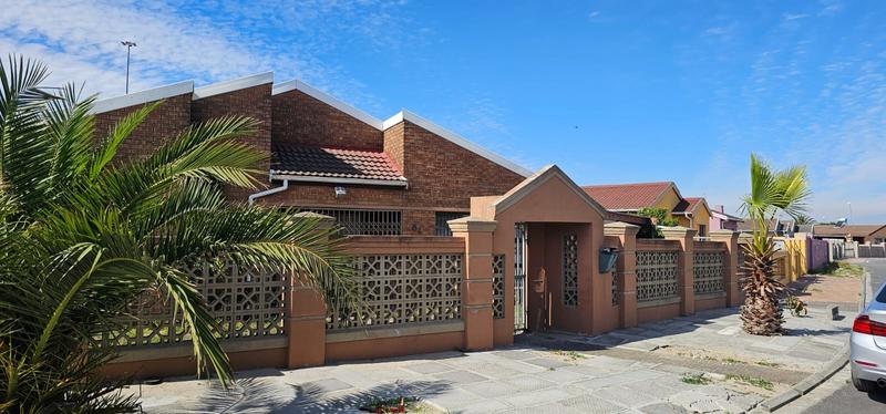 3 Bedroom Property for Sale in Philippi East Western Cape